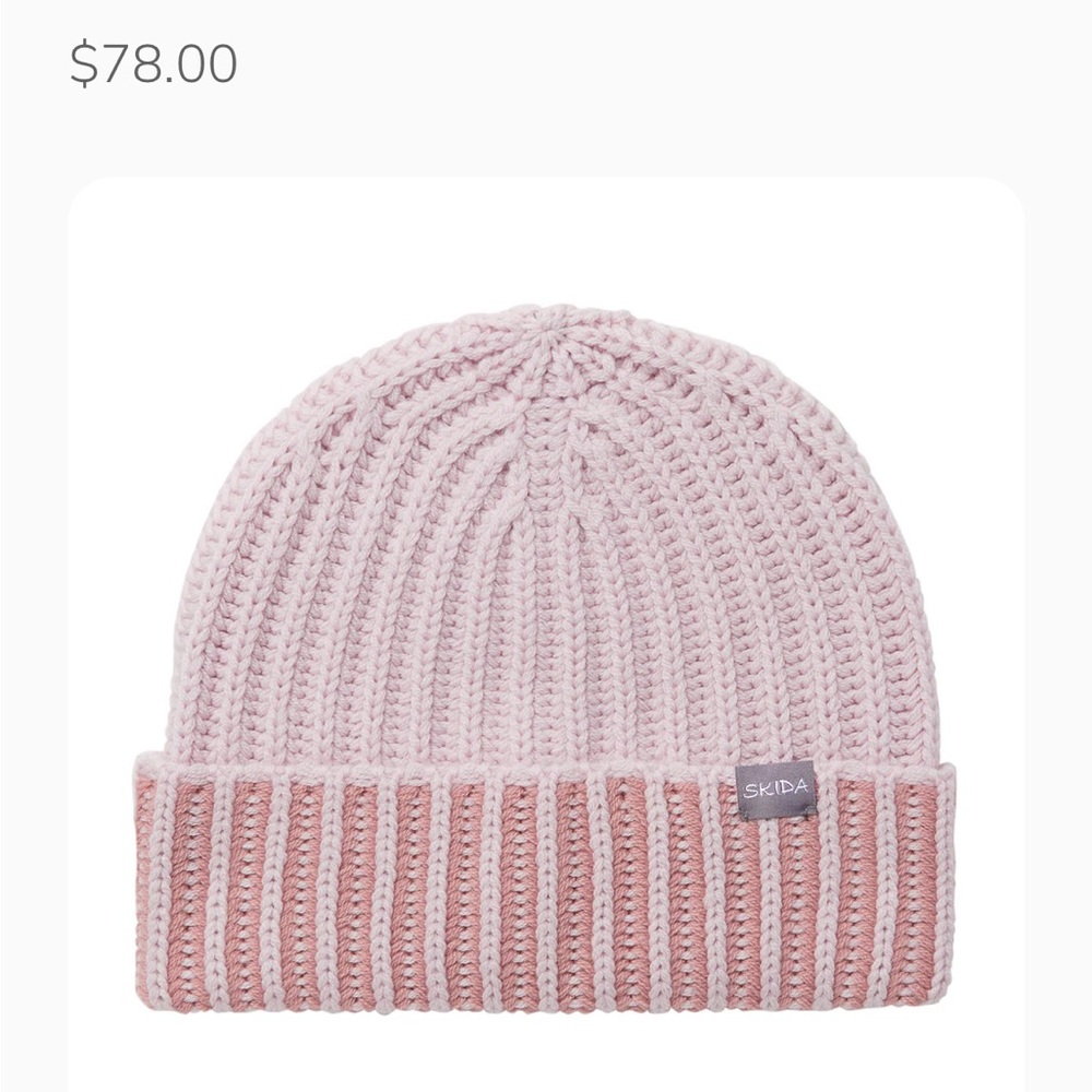 Skida Light Pink Knit Beanie